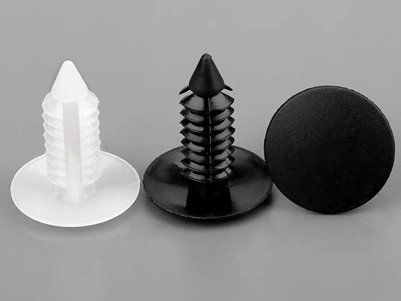 Nylon Rivet Injection Molding. Material：Nylon